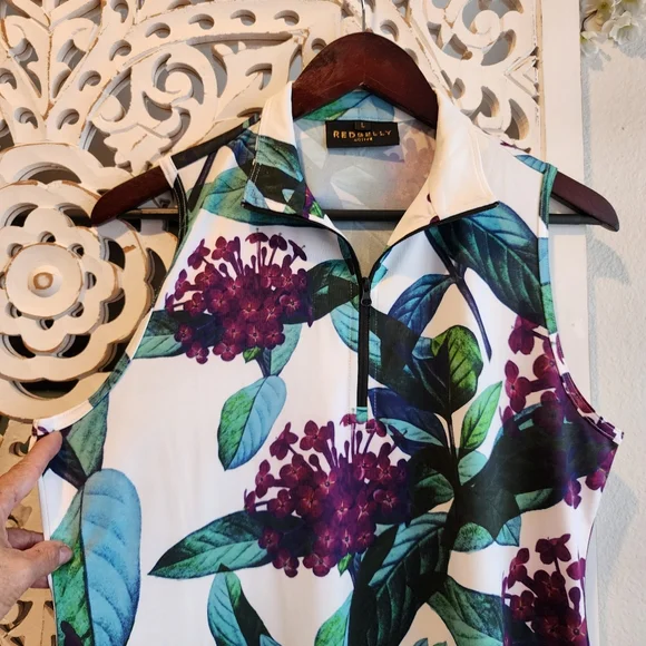 RED BELLY ACTIVE FLORAL ATHLETIC SLEEVELESS TOP WOMENS SIZE LARGE - Picture 7 of 13